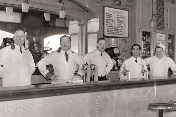 Buena Vista bartenders, 1900s