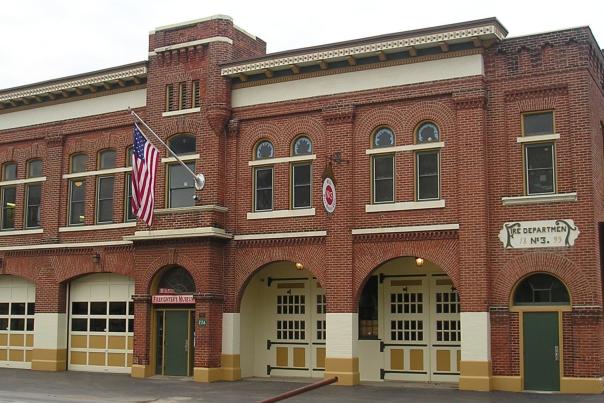 The exterior of the Fort Wayne Firefighters Museum