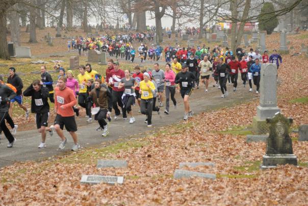 Galloping Gobbler - Thanksgiving Run Through Lindenwood Cemetery - Fort Wayne, IN