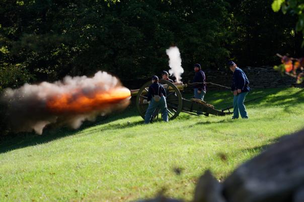 Civil War cannon crew at Gathland State Park