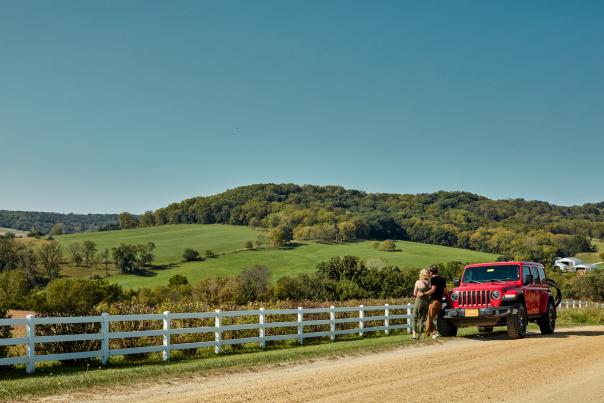 Scenic drive through Galena Country