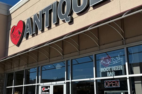 Old Crow Antiques