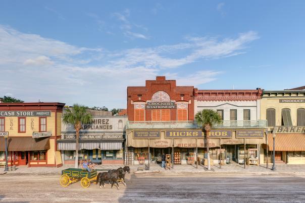 Feature film "Live By Night" filmed in Historic Downtown Brunswick, GA.