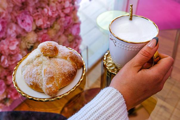 Pink Cakes - Coffee and Pastry