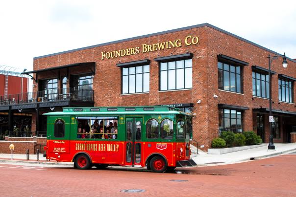 A beer tour allows you to visit several breweries. Many have pre-selected itineraries that makes planning easy.