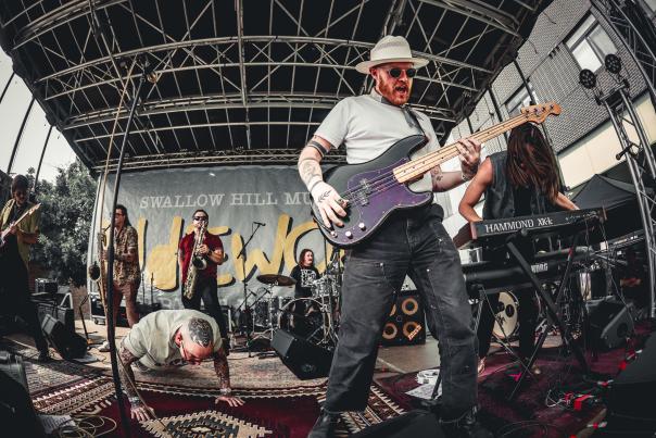 Rootbeer Richie on Stage