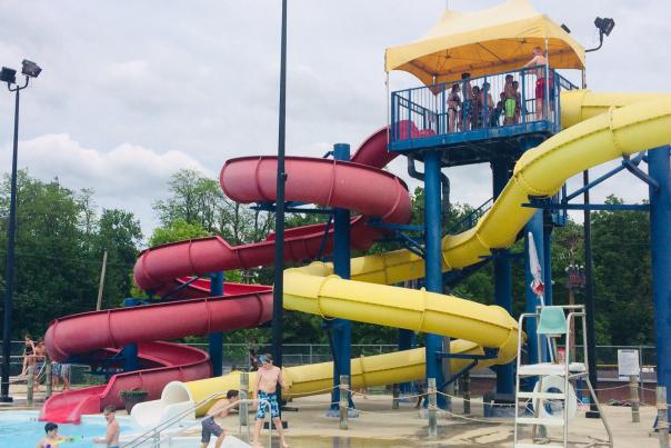 Gill Family Aquatic Center, waterslides