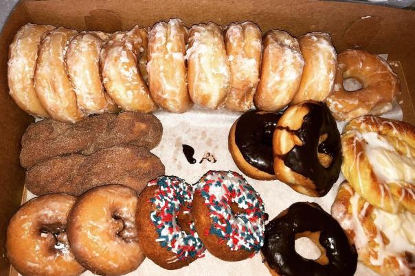 Hilligoss Bakery box of doughnuts