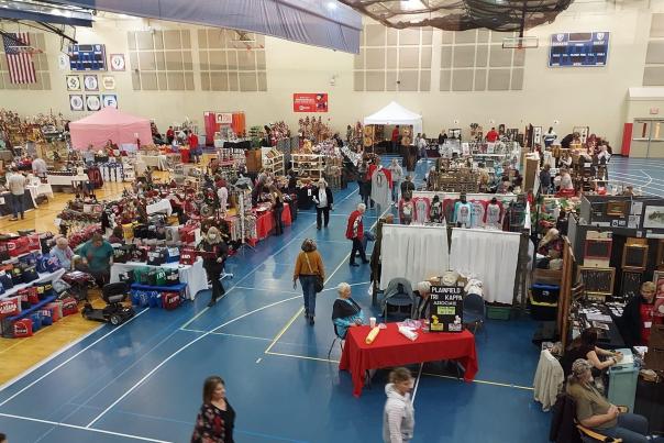 Craft Fair (photo courtesy of Plainfield Tri Kappa)