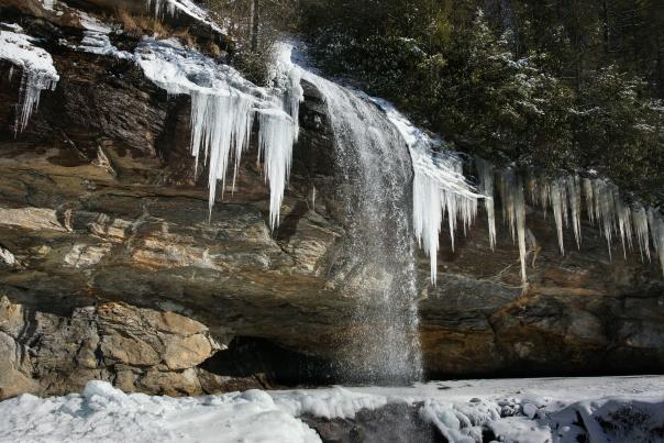 Bridal Veil Falls in Highlands, North Carolina in the winter.