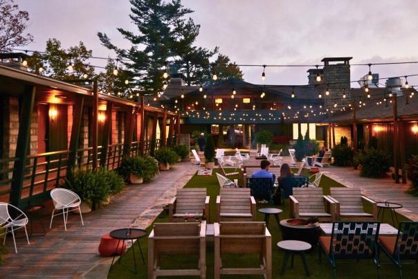 Skyline Lodge at dusk stays