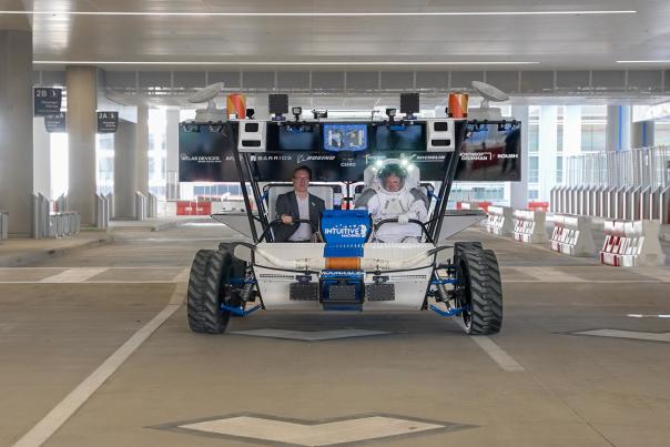 IAH - International Arrivals Curb