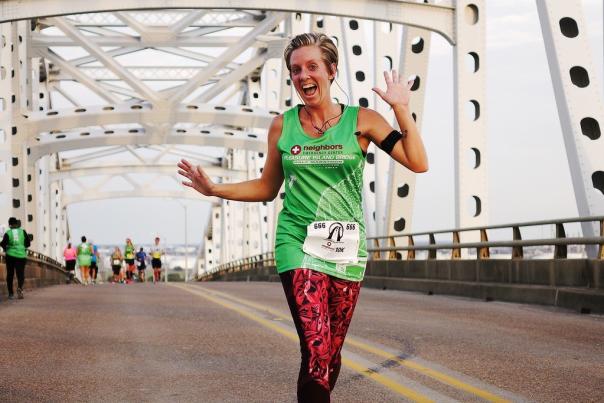 Runner on the Port Arthur bridge