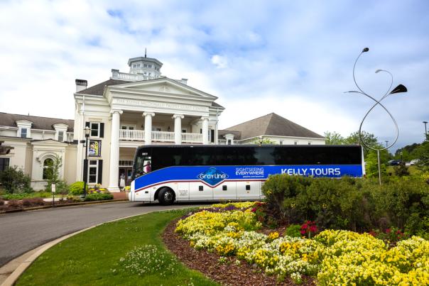 Group tour at HBG