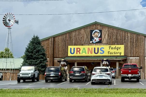 Uranus Fudge Factory Richmond