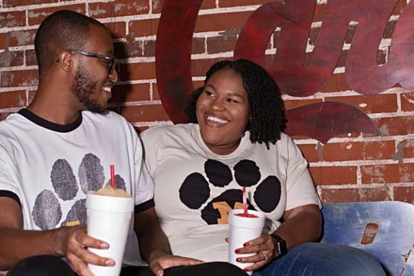 Get To Know @TwoMidwestFoodies