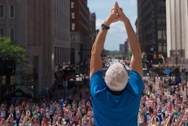 Monumental Yoga