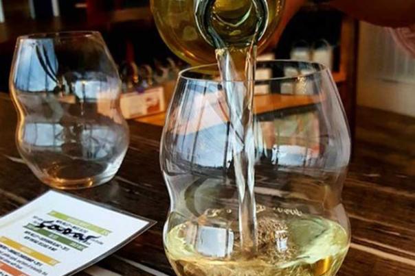Get the ‘Sip’ Experience This Winter with Indy Wineries