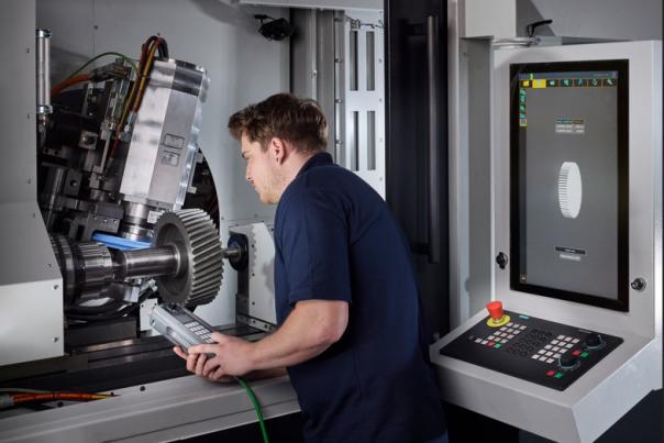 HG350 gear grinder#2.jpg