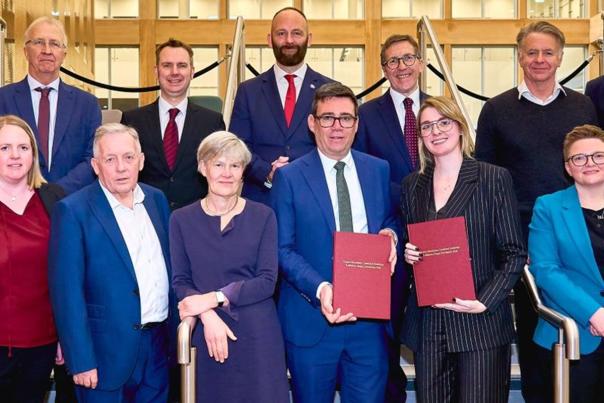Greater Manchester Leaders joined by Levelling Up Minister to sign trailblazing devolution deal