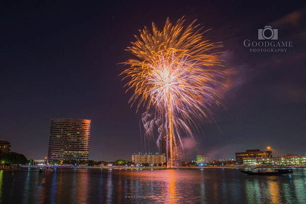 Fireworks over Lake Carolyn