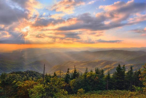 Blue Ridge Parkway yohojeremy Instagram 1563-ig-1729981620579237959_1553218720