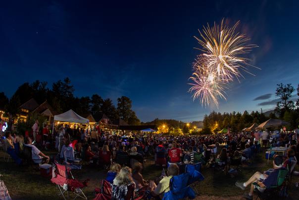 Cashiers-Fireworks-2016---Nick-Breedlove---023-(1)-NEW