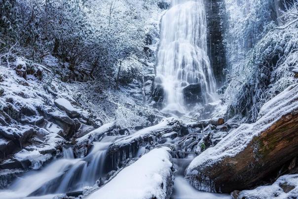 North-Carolina-Mountain-Towns-of-Cashiers,-Cherokee,-Dillsboro,-and-Sylva-Facebook-1563-fb-267144350106738_2122000067954481