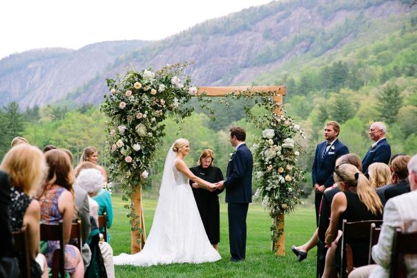 lonesomevalleyweddings-Instagram-1563-ig-17949773915005450