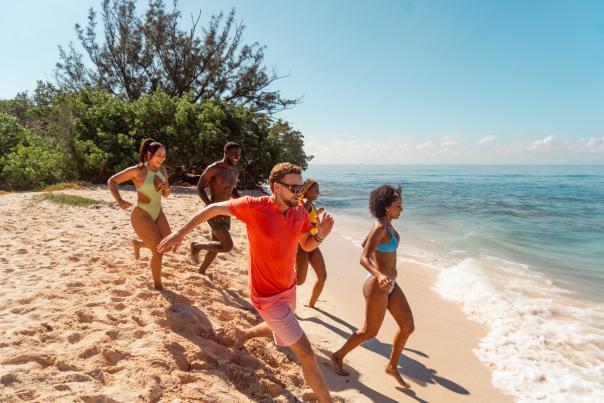 Friends on Lime Cay Beach - Kingston