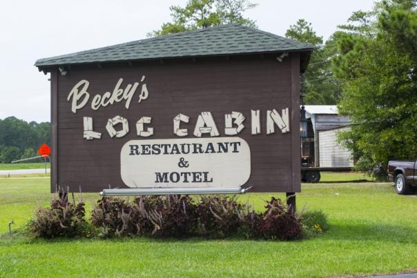 The welcome sign at Becky's Log Cabin in Smithfield, NC.