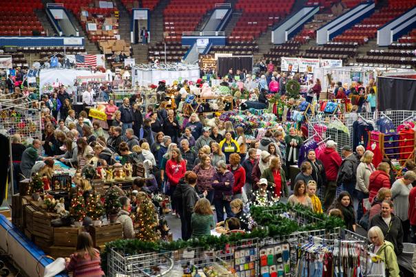 Christmas craft show at Wings