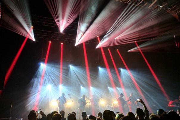 live music on stage