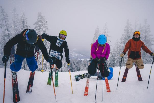 Family at Harper Mountain skiing