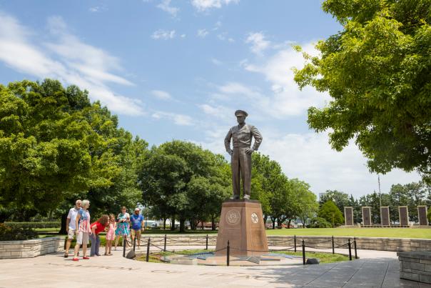 Family observes Eisenhower statue