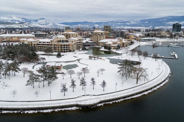 Waterfront Park Snowy in Winter (2)