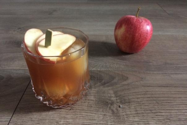Apple Cocktail