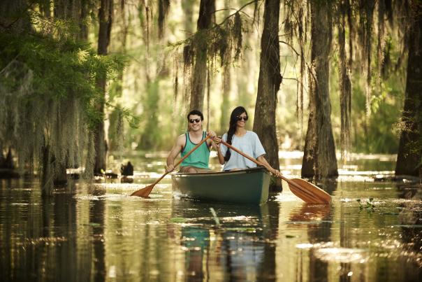 Things to Do - Canoeing at Lake Martin