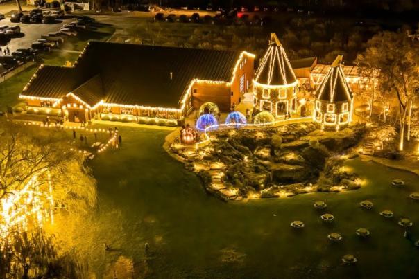 Twin Oast Night Holiday lights