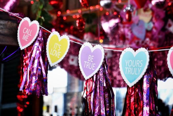 Cupids Coop decor Orchard Farm Stand