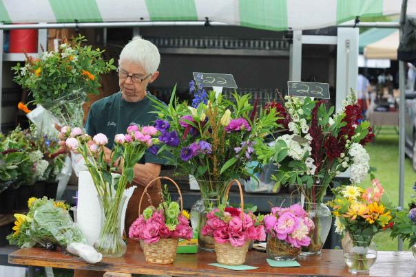 Explore our Farmers' Markets
