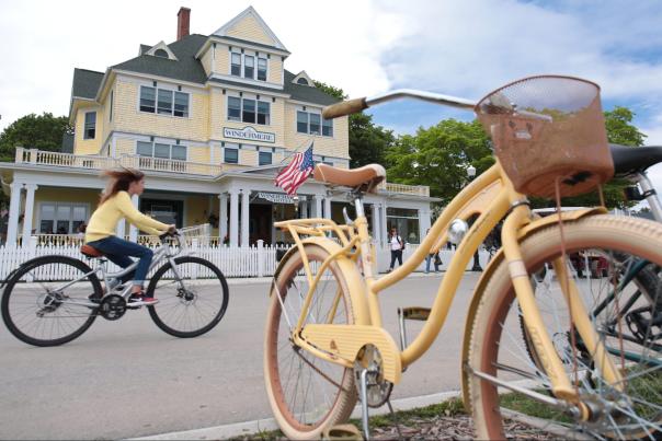 CHOOSING WHERE TO STAY ON MACKINAC ISLAND: B&B’S, CONDOS, COTTAGES & HOMES, HOTELS OR RESORTS