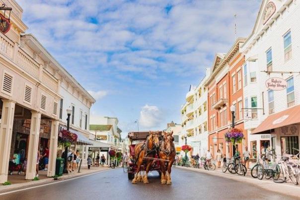 Remote work on Mackinac Island: Where to set up shop