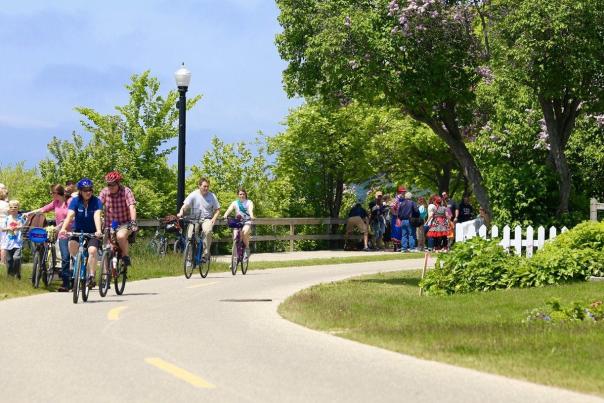 3 Memorable Mackinac Island Biking Adventures