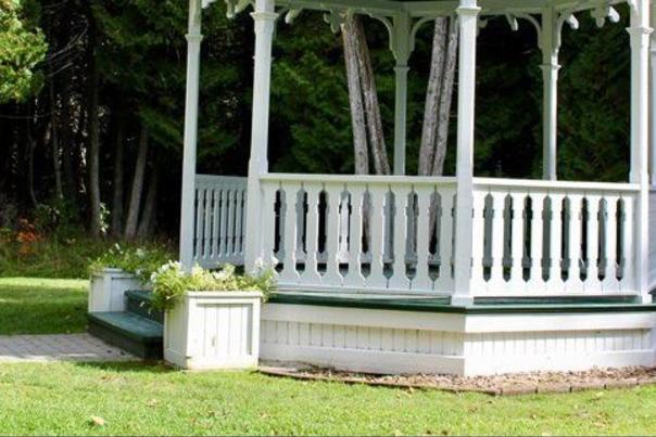 Mackinac Island's 'Somewhere in Time' Gazebo