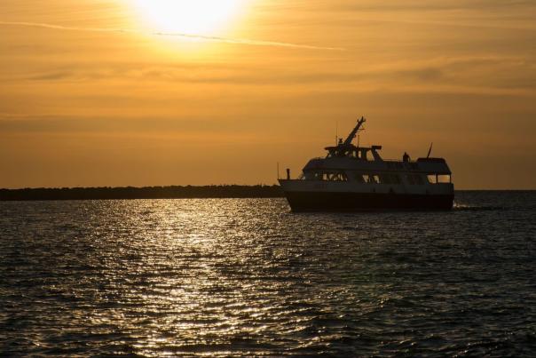 What time is the last ferry from Mackinac Island?