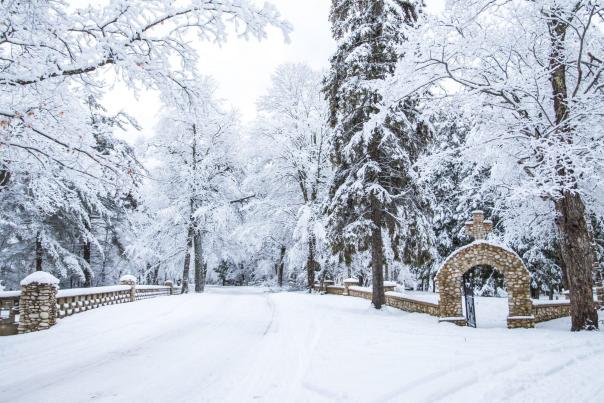 Think Mackinac Island is closing? Think again