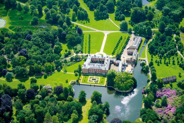10 Romantic Walks in Greater Manchester