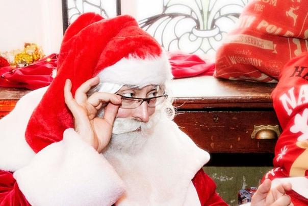 Santa helps Victoria Baths with a special bedtime story treat