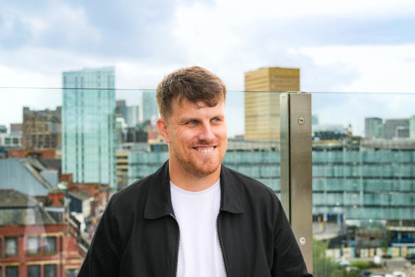 Tom Barnes to Open Skof in Manchester